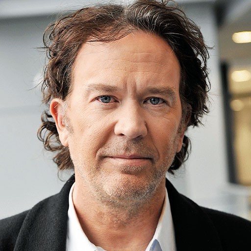 Timothy Hutton