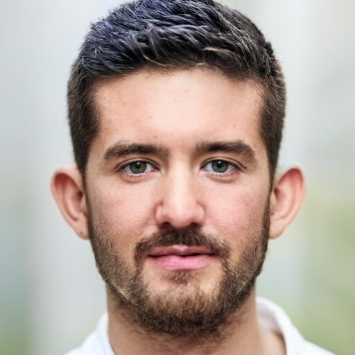  Noah Hutton