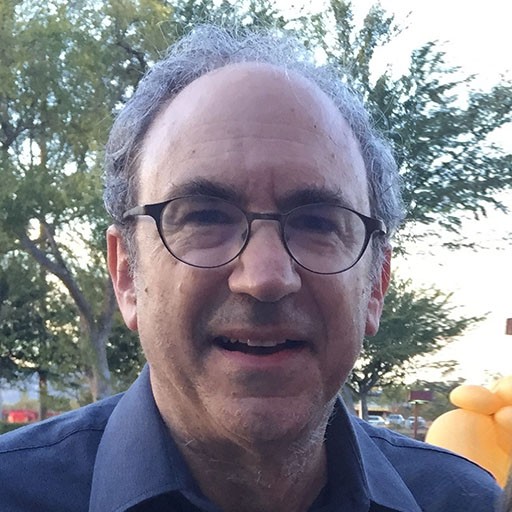 Lowell Ganz