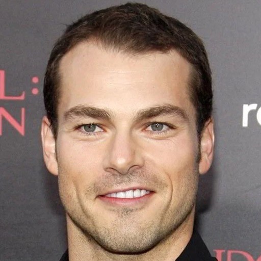 Shawn Roberts