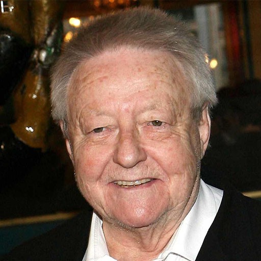 Roger Dumas