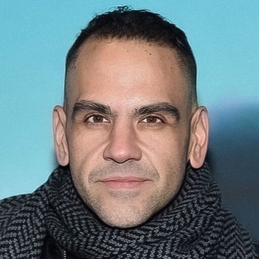 Dominic Colón