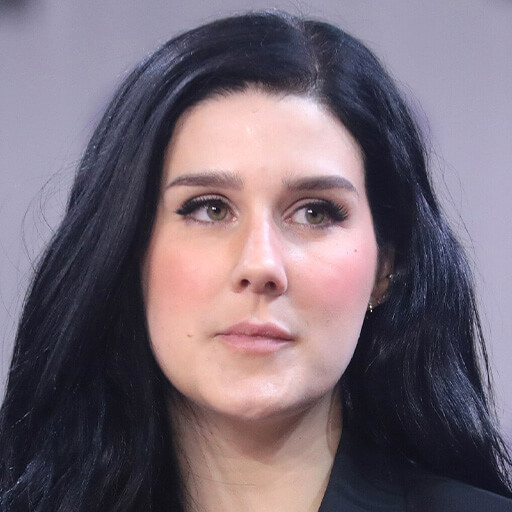 Arryn Zech
