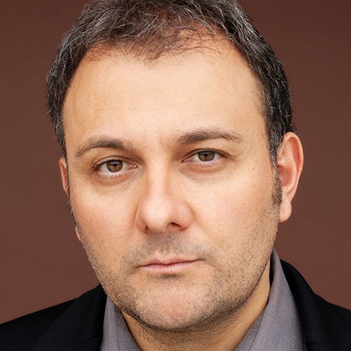 Stelio Savante