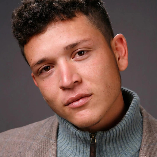 Édgar Flores