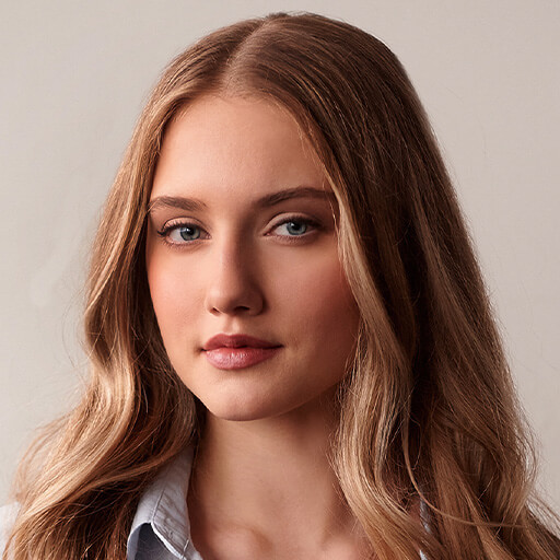 Nicole Volossetski