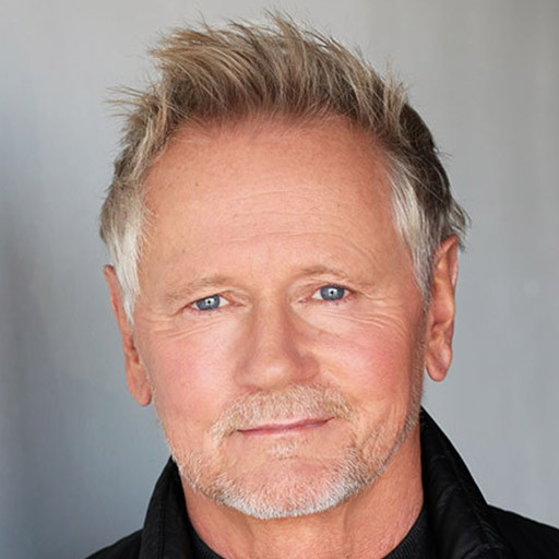 Lowell Dean