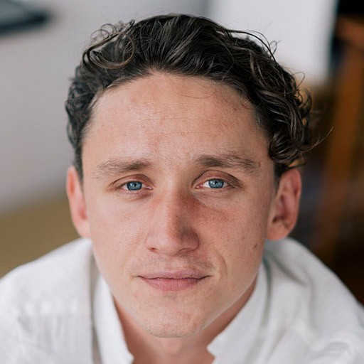 Aaron Friesz