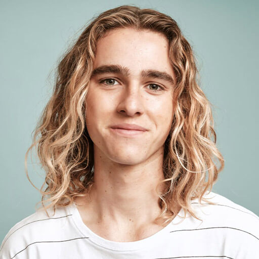 Kai Lewins