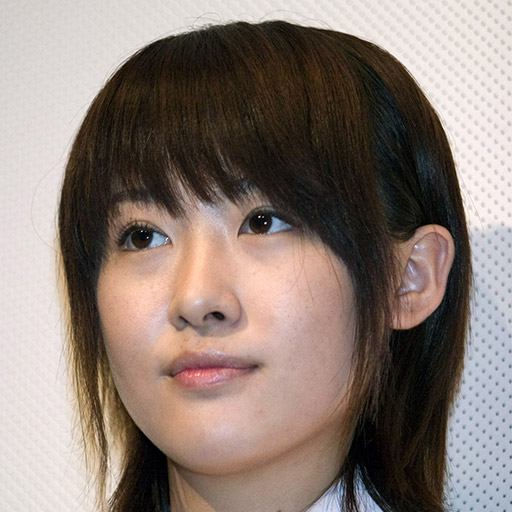 Aki Maeda