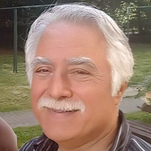 احمد نیک آذر