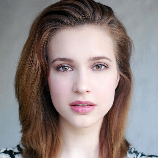Alexia Fast