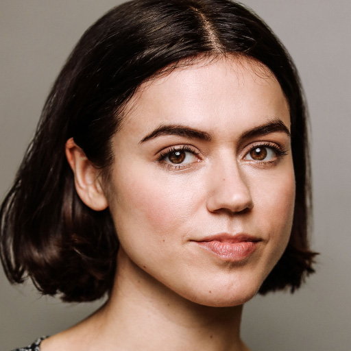 Nina Kiri
