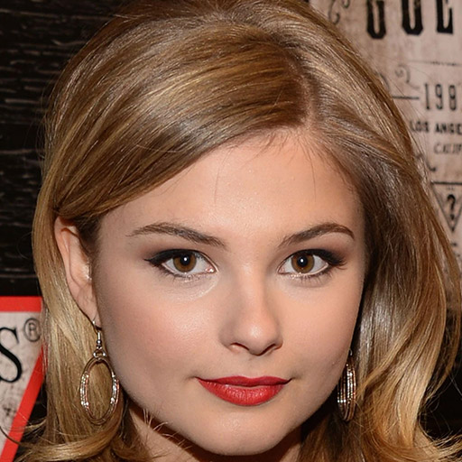 Stefanie Scott