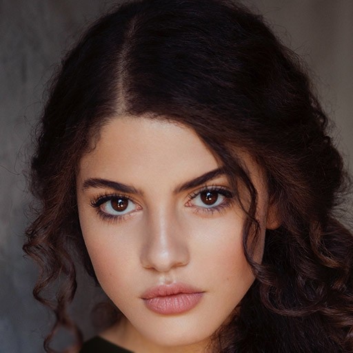 Mellany Barros
