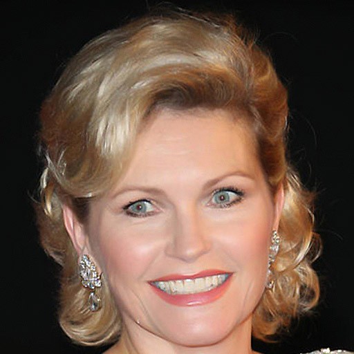 Fiona Fullerton