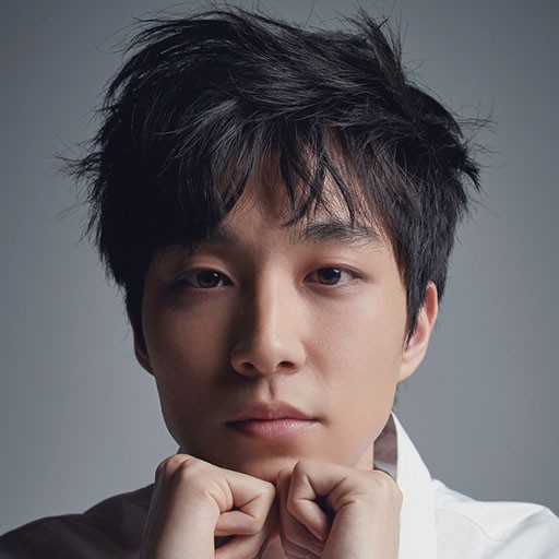 Chung-Hyun Lee