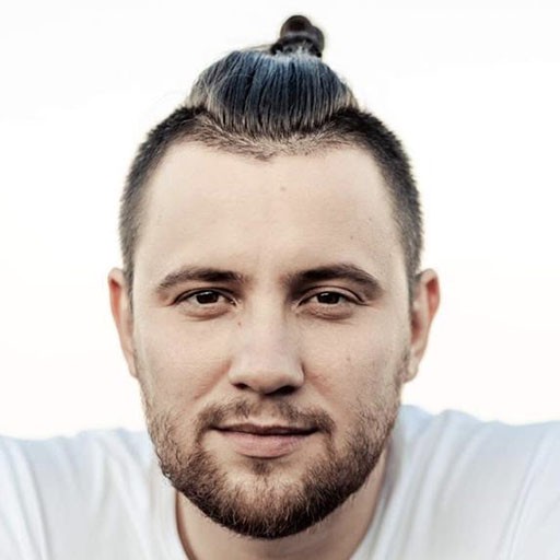 Stanislav Kapralov