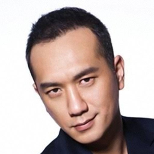 Jue Huang