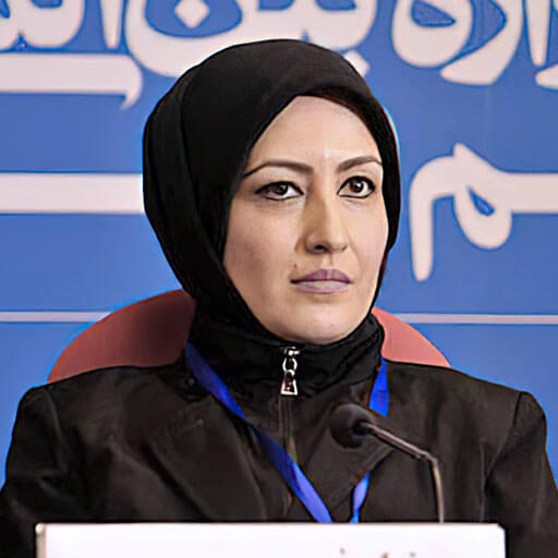 نیلوفر محمودی