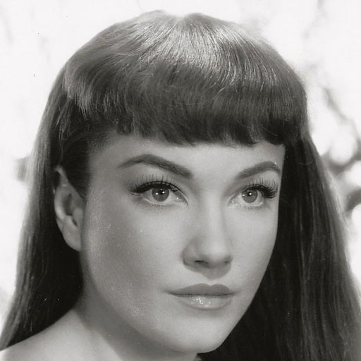 Anne Baxter