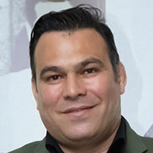 شاهرخ شهبازی