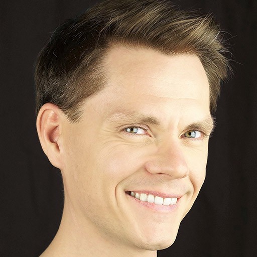 Derek Snow