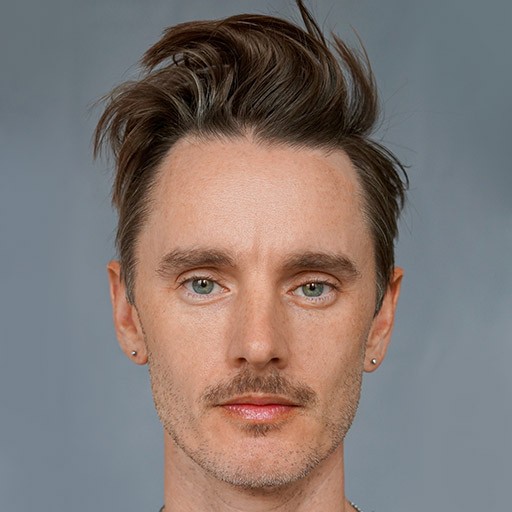 Dickie Beau