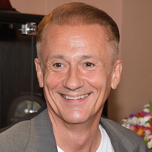 Oleg Menshikov