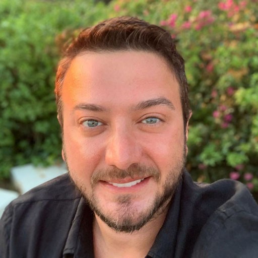 Onur Büyüktopçu