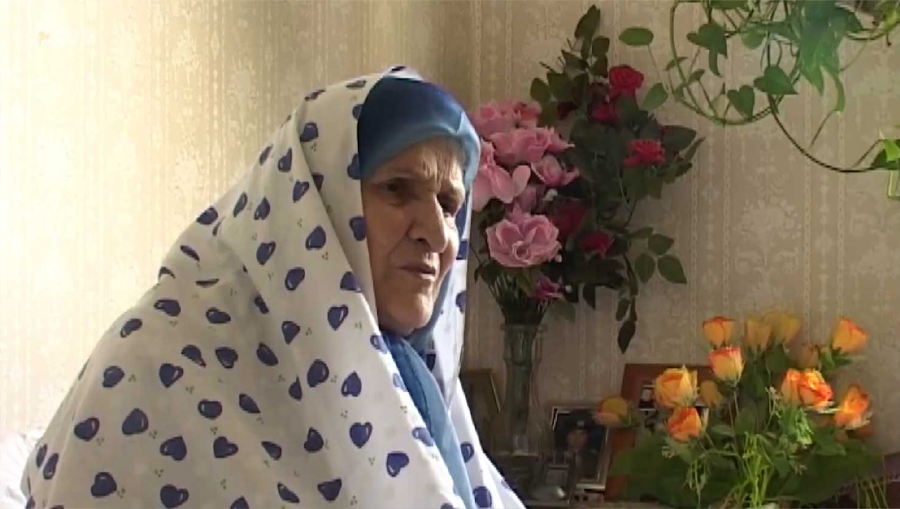 مادر جبهه‌ها