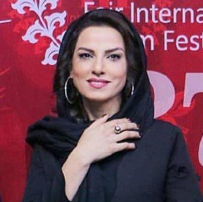 مونا داوودنژاد