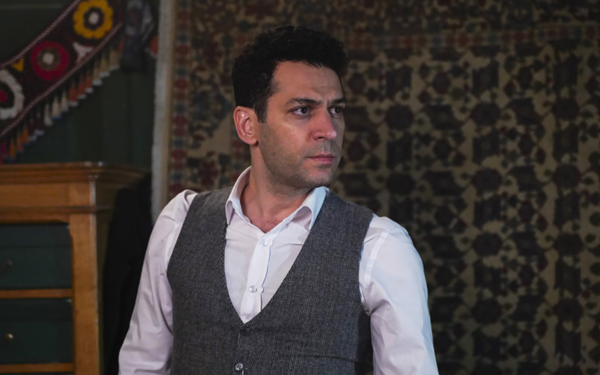 عزیز - فصل 1 قسمت 22