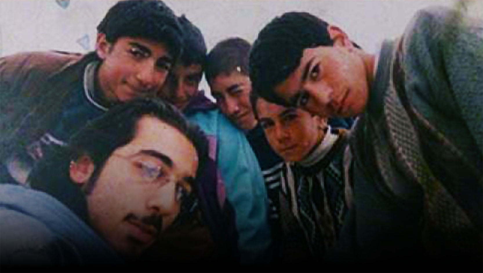 یک ایستگاه جلوتر