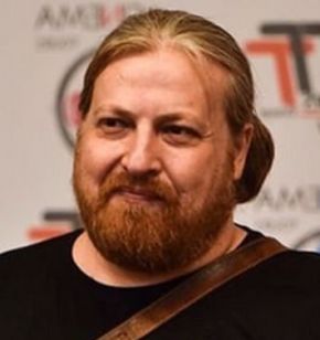 علیرضا معتمدی