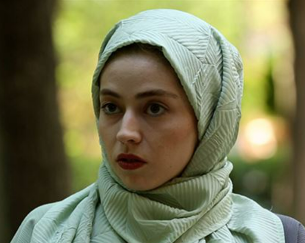 نیلوفر رجایی‌فر