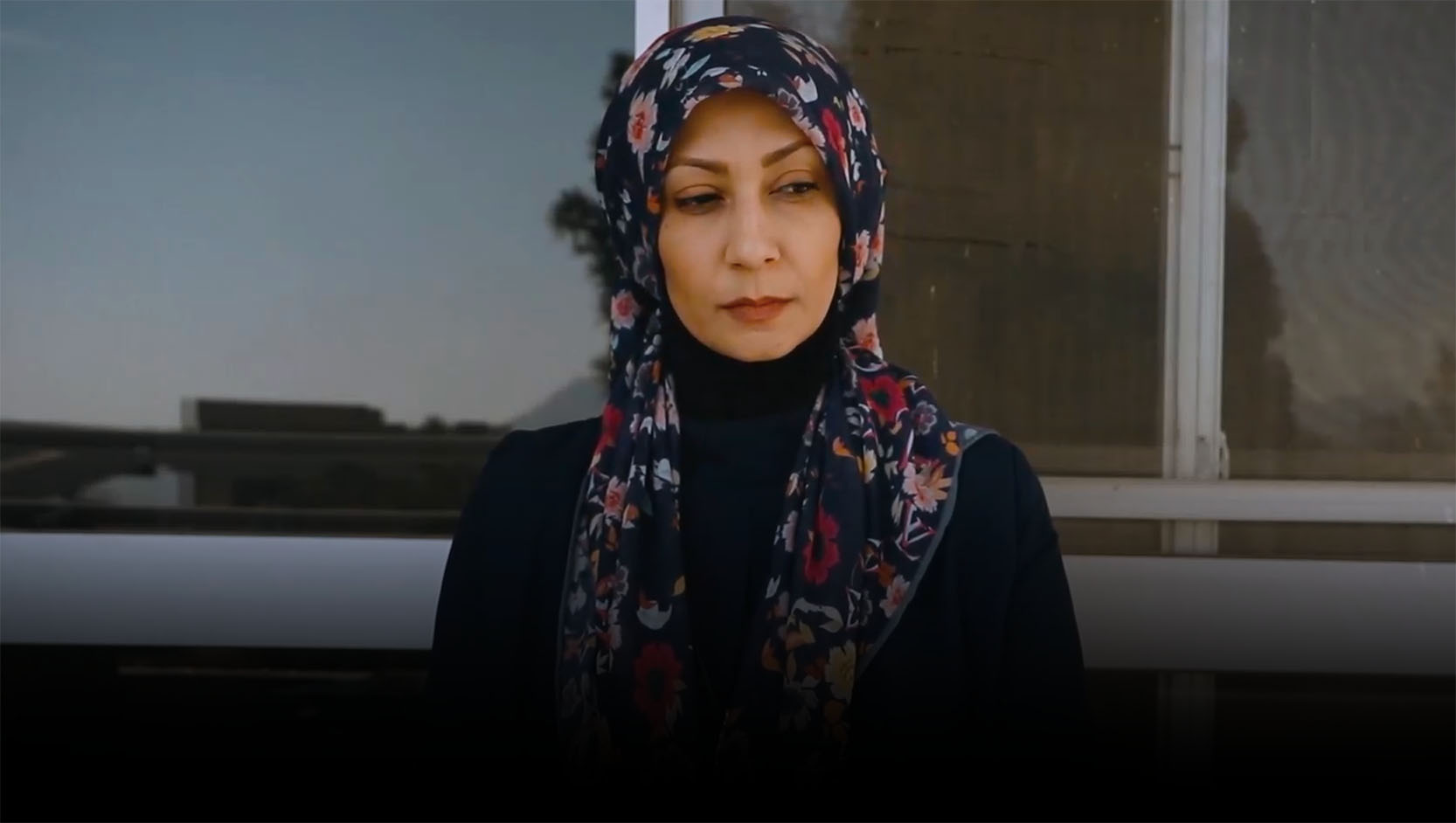 بیگانه