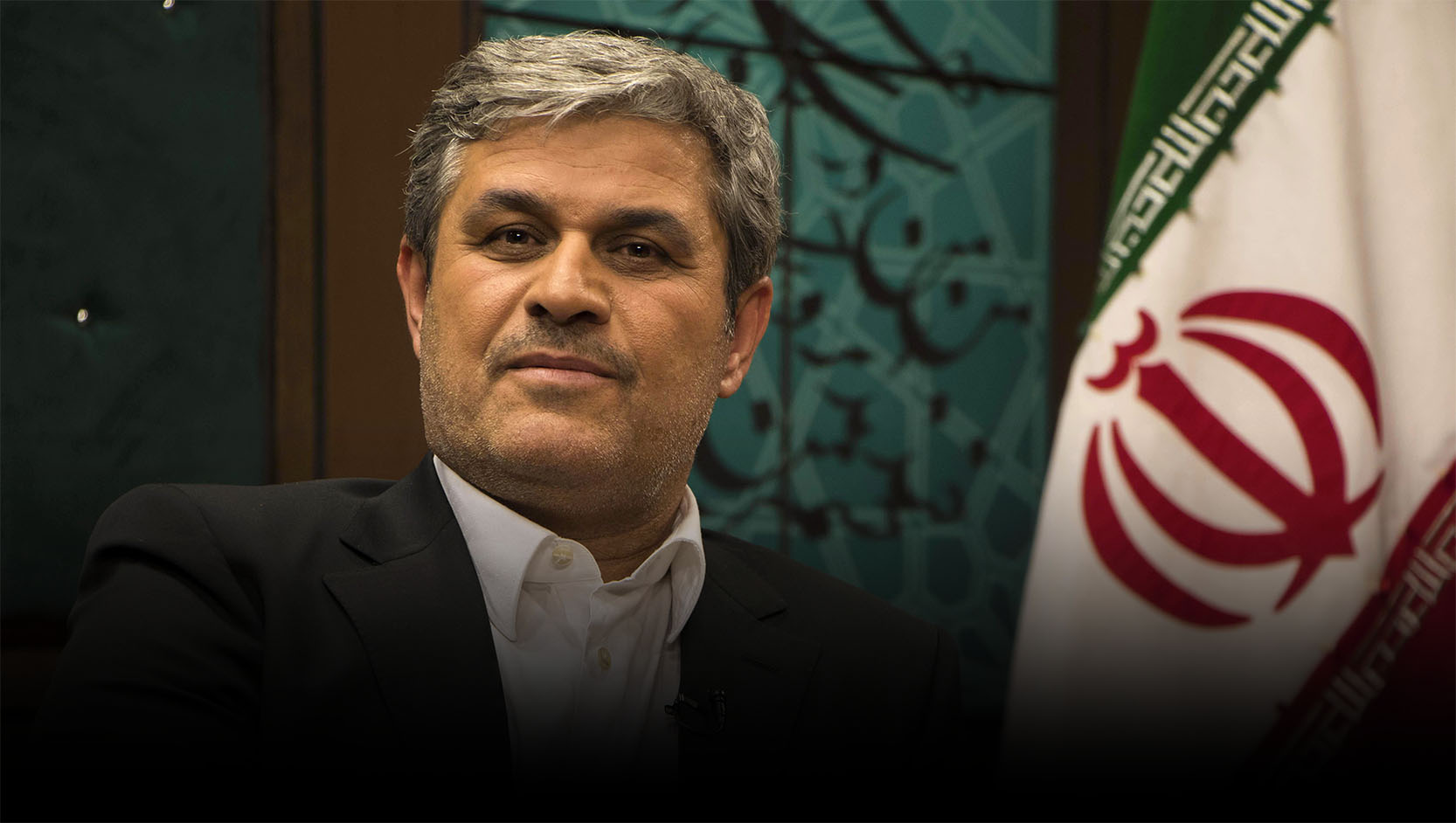 گفتگو با دکتر غلامرضا تاج‌گردون