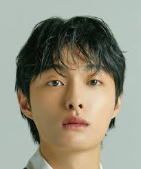 Yoon Chan-young