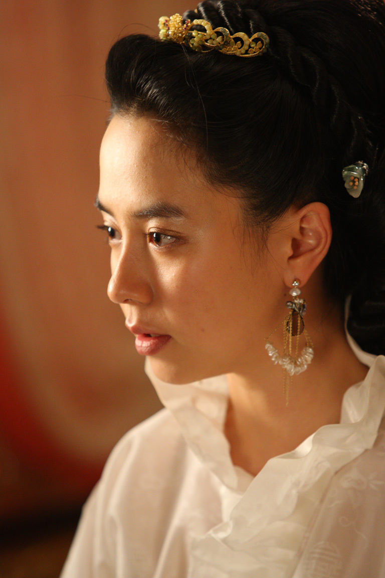 Song Ji-hyo