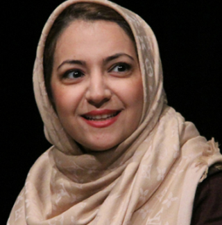 بنفشه صمدی